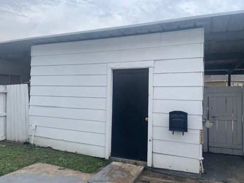 Tiny photo for 6989 Chasewood Drive, Houston, TX 77489 (MLS # 41978512)