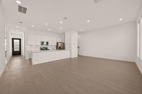 Photo of 9031 La Pau Lane, Houston, TX 77051 (MLS # 5070801)