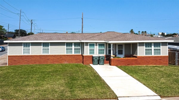 2002 WIMCREST ST, GALVESTON, TX 77551 - Image 447d85940335f77876dfd3e7f94dfc37/3687729043