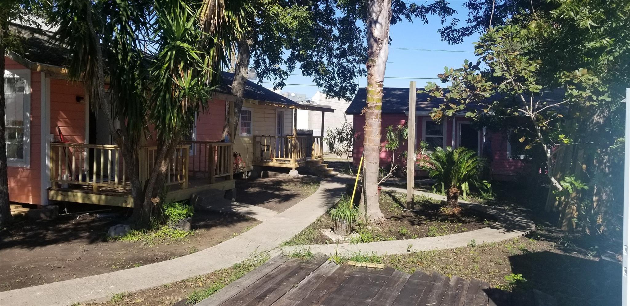 4418 Avenue P 1/2 Unit 3