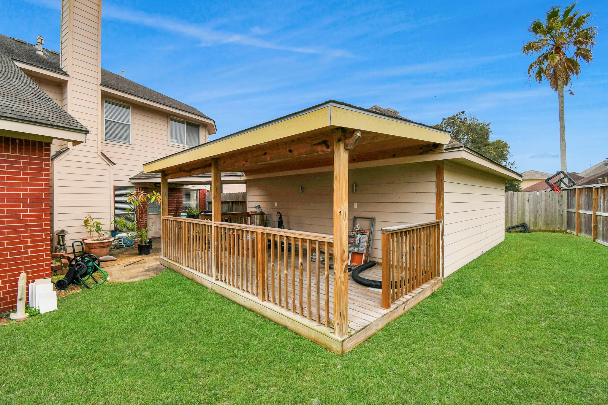 2543 Acadiana Lane