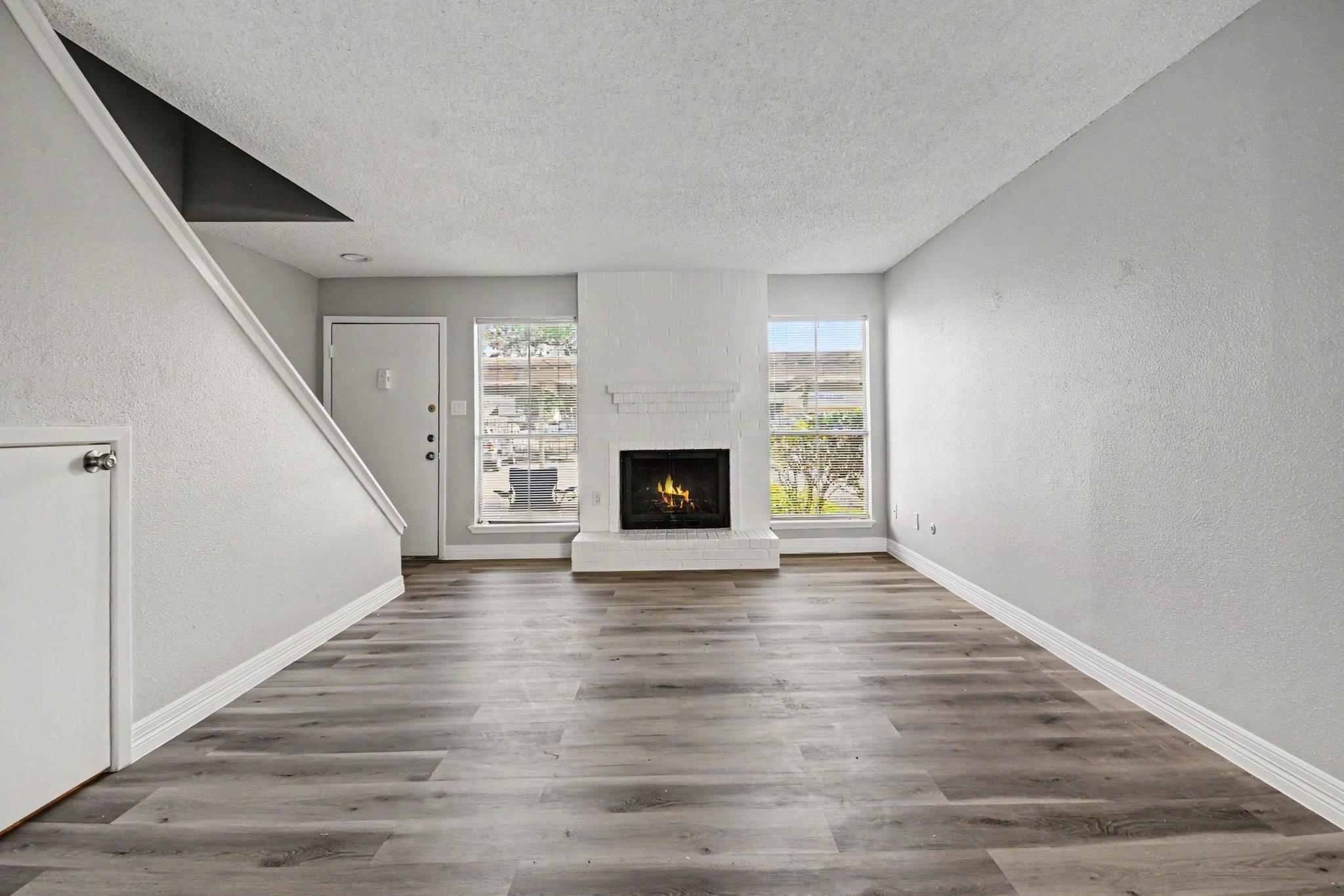 3919 Fairmont Parkway 113