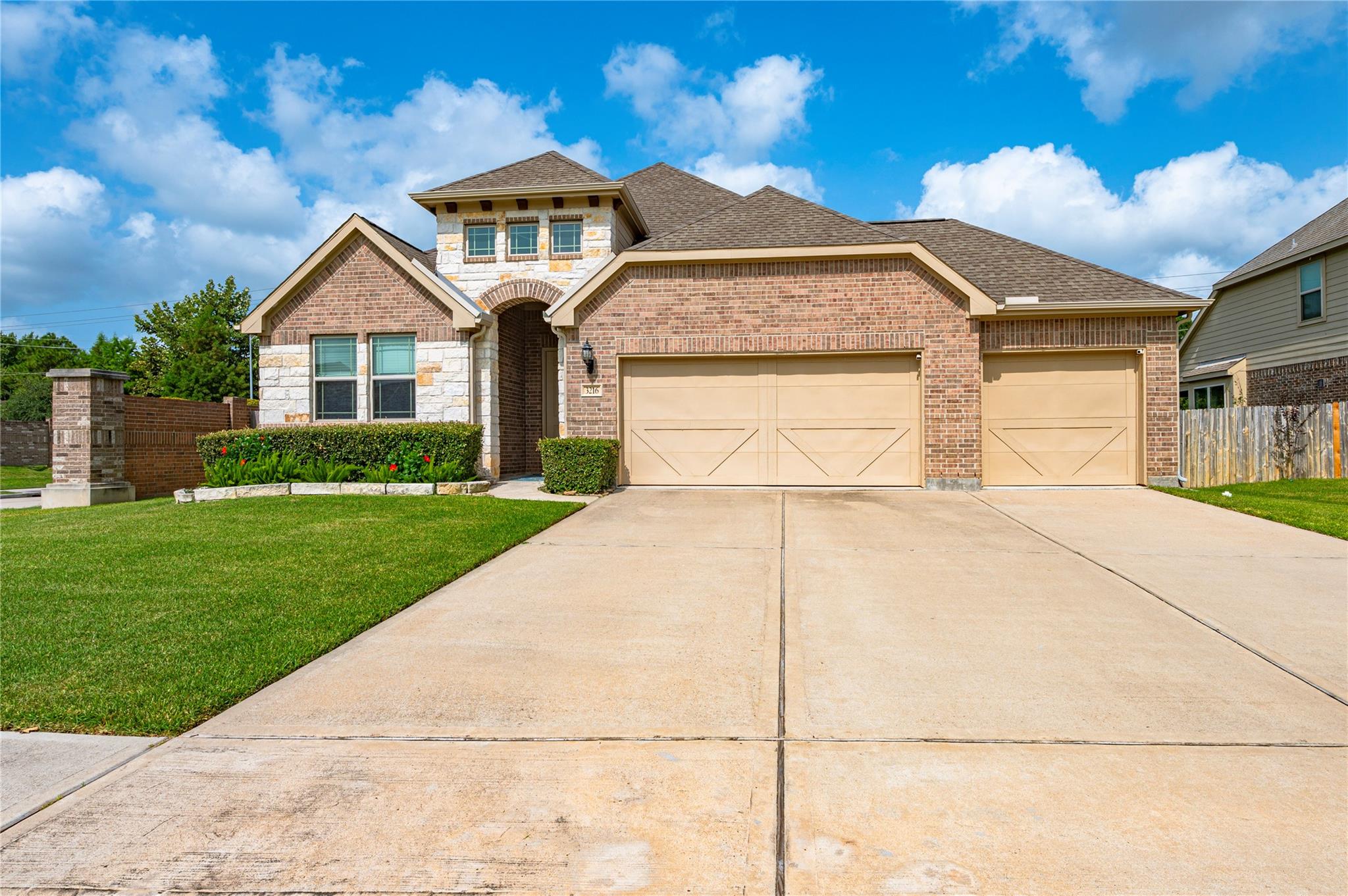 3216 Parker Drive