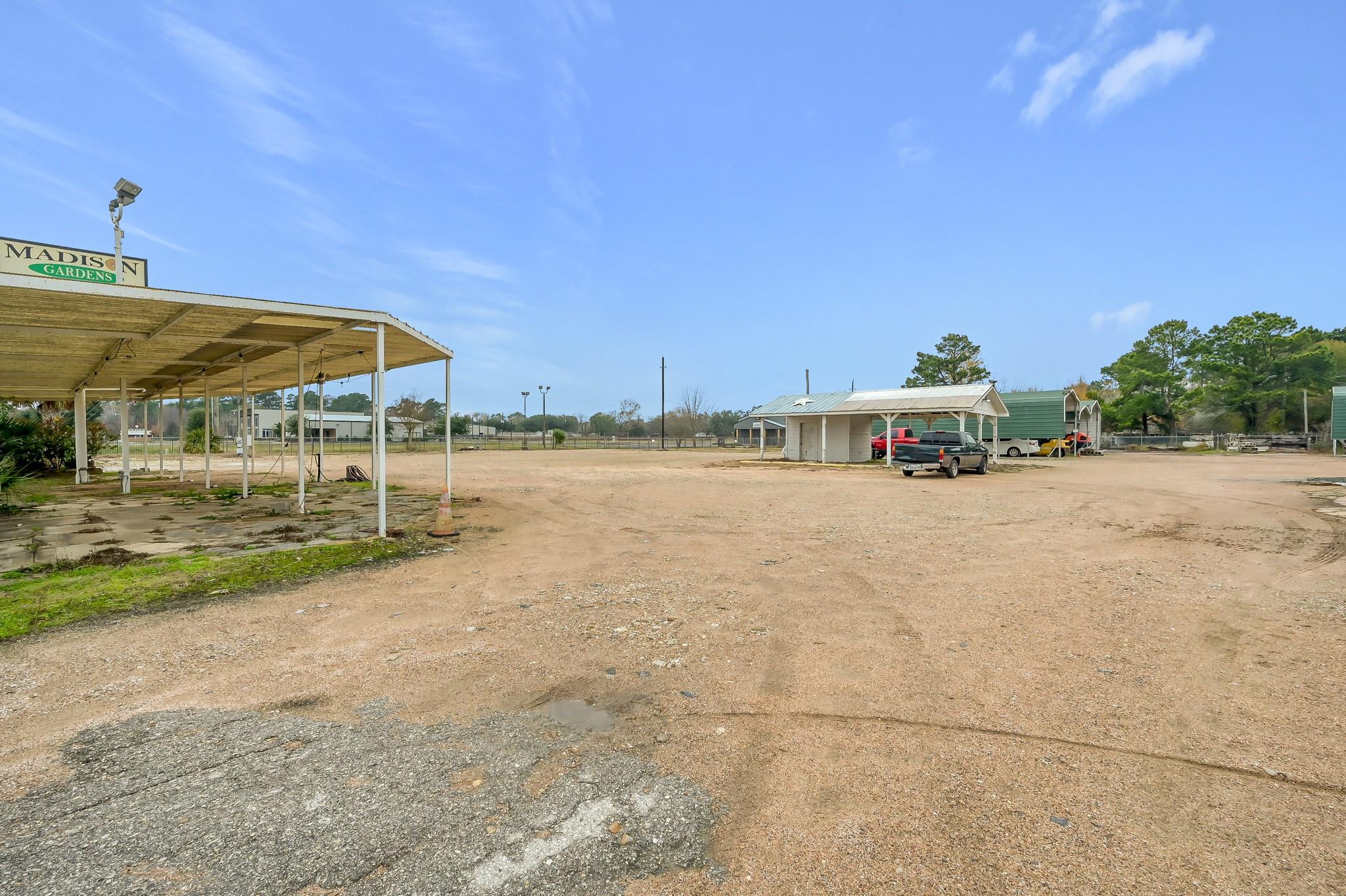 7644 Spring Cypress Road