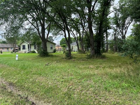 Photo of 3990 1st Street, Brookshire, TX 77423 (MLS # 30345179)