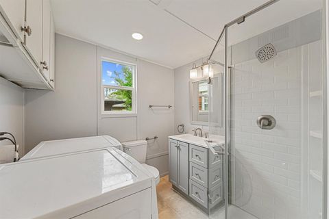 Tiny photo for 6645 Fairfield Street, Houston, TX 77023 (MLS # 97988386)