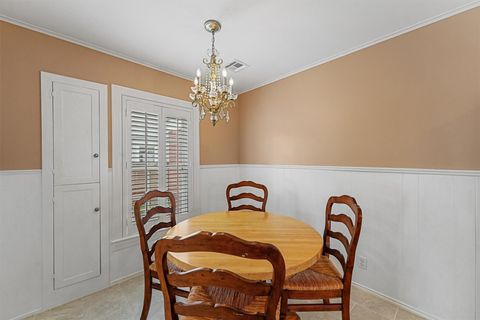 Tiny photo for 6645 Fairfield Street, Houston, TX 77023 (MLS # 97988386)