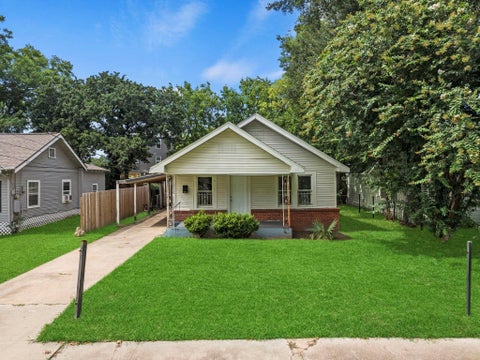 Photo of 5103 New Orleans Street, Houston, TX 77020 (MLS # 66396450)