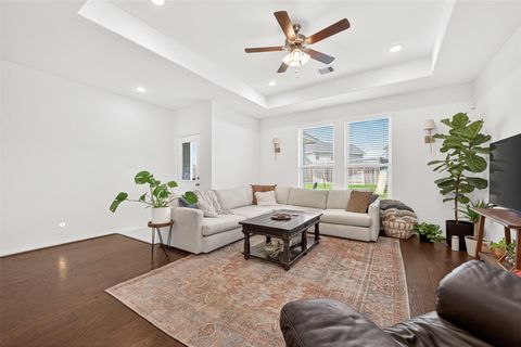 Photo of 8018 Royal Palm Drive, Fulshear, TX 77441 (MLS # 47747684)
