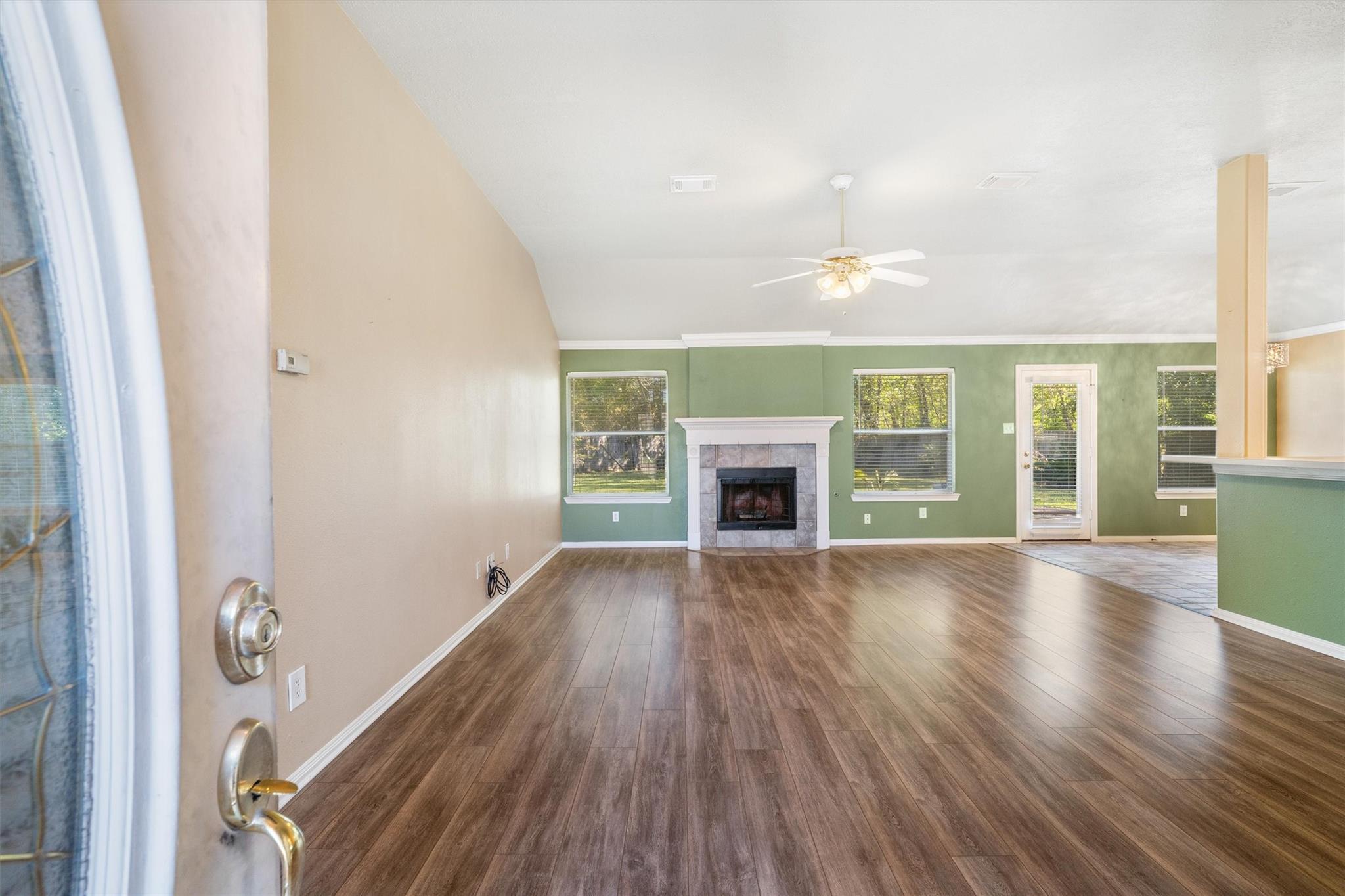 1119 Courtside Drive