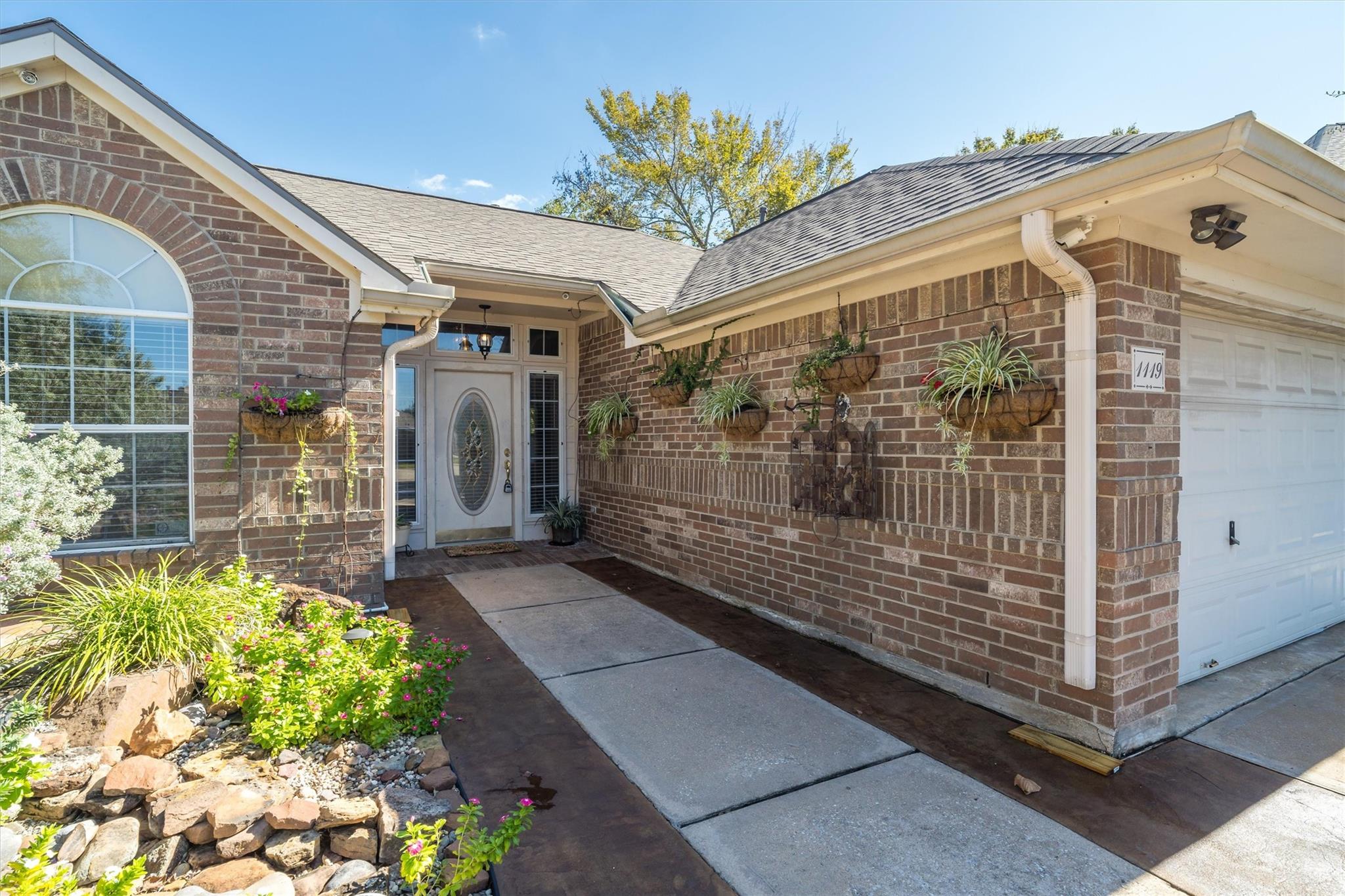 1119 Courtside Drive