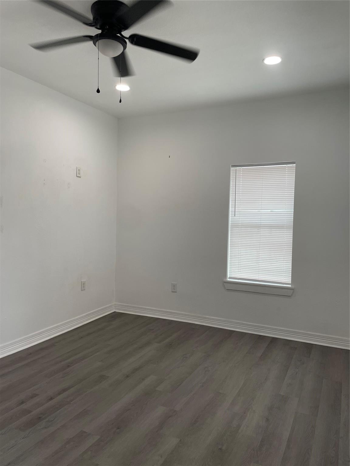 2302 Ave H Unit 14