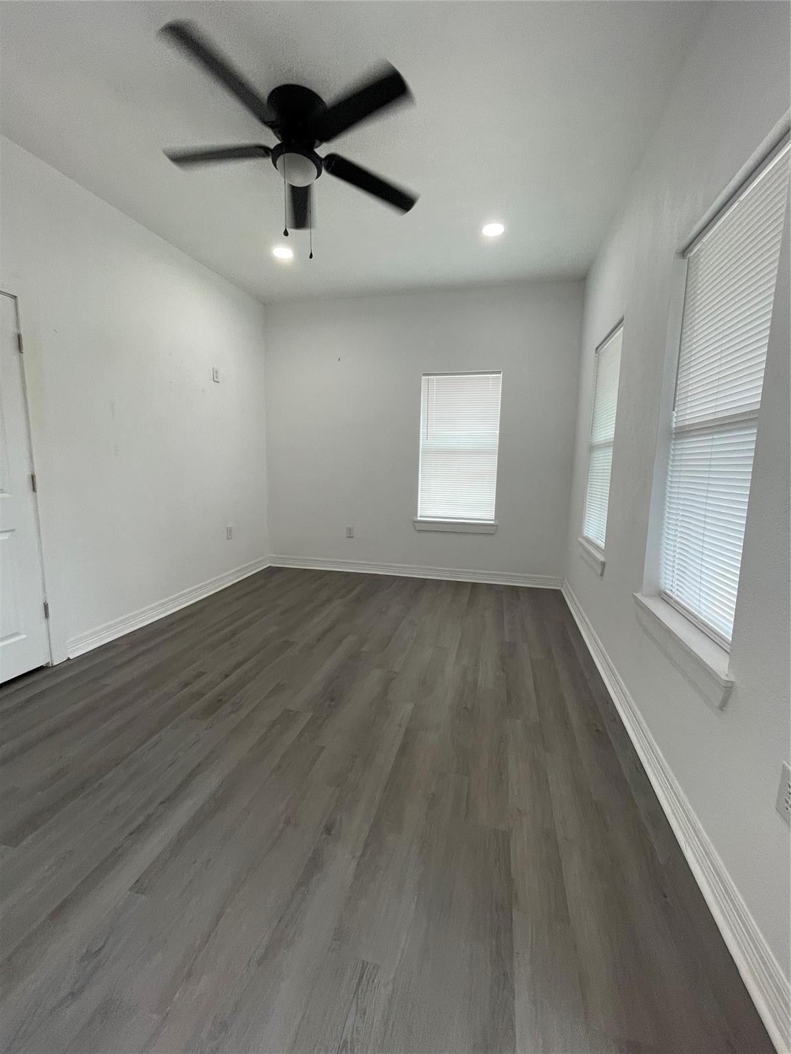 2302 Ave H Unit 14