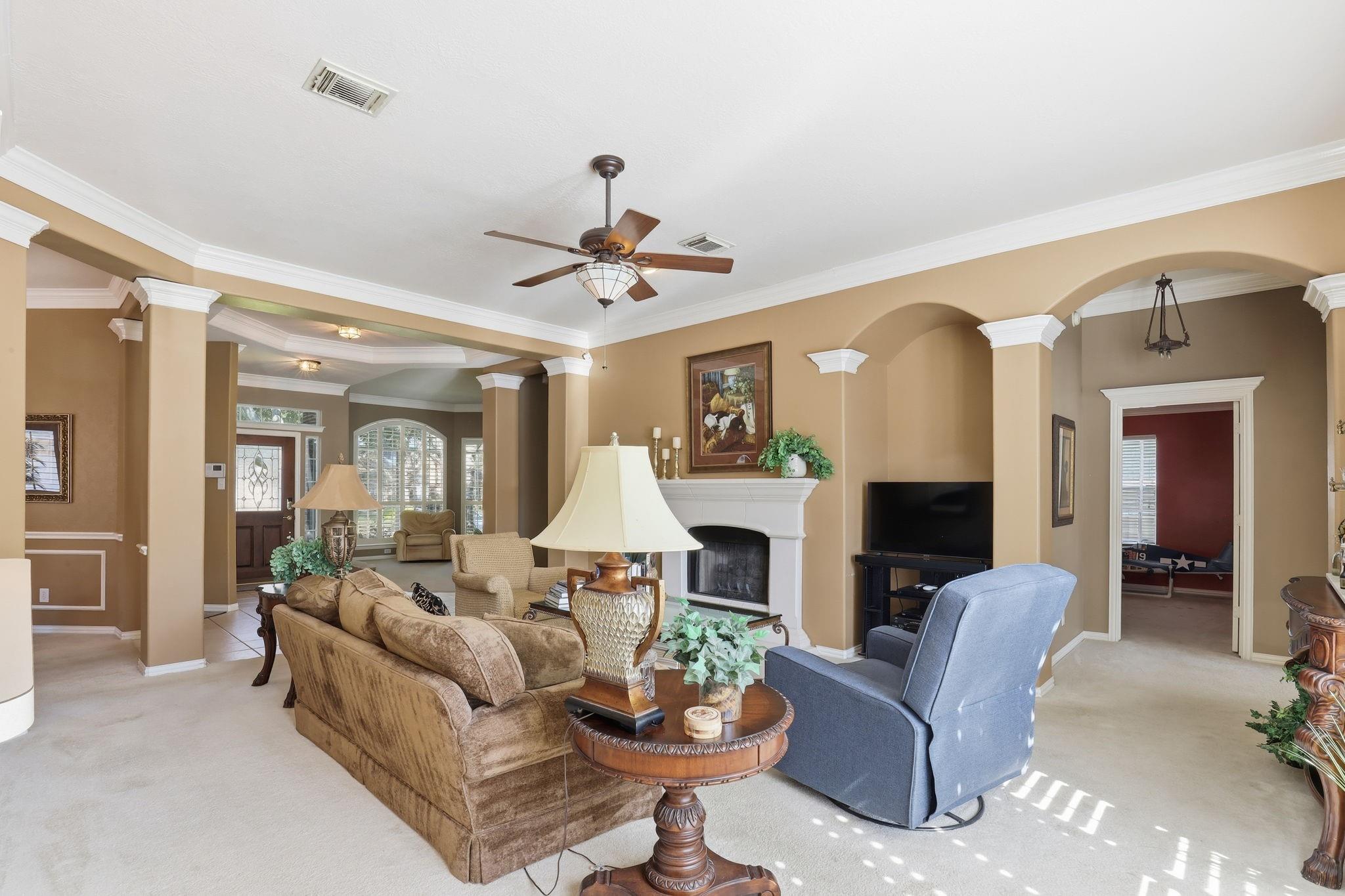 4507 Canyon Crest Drive