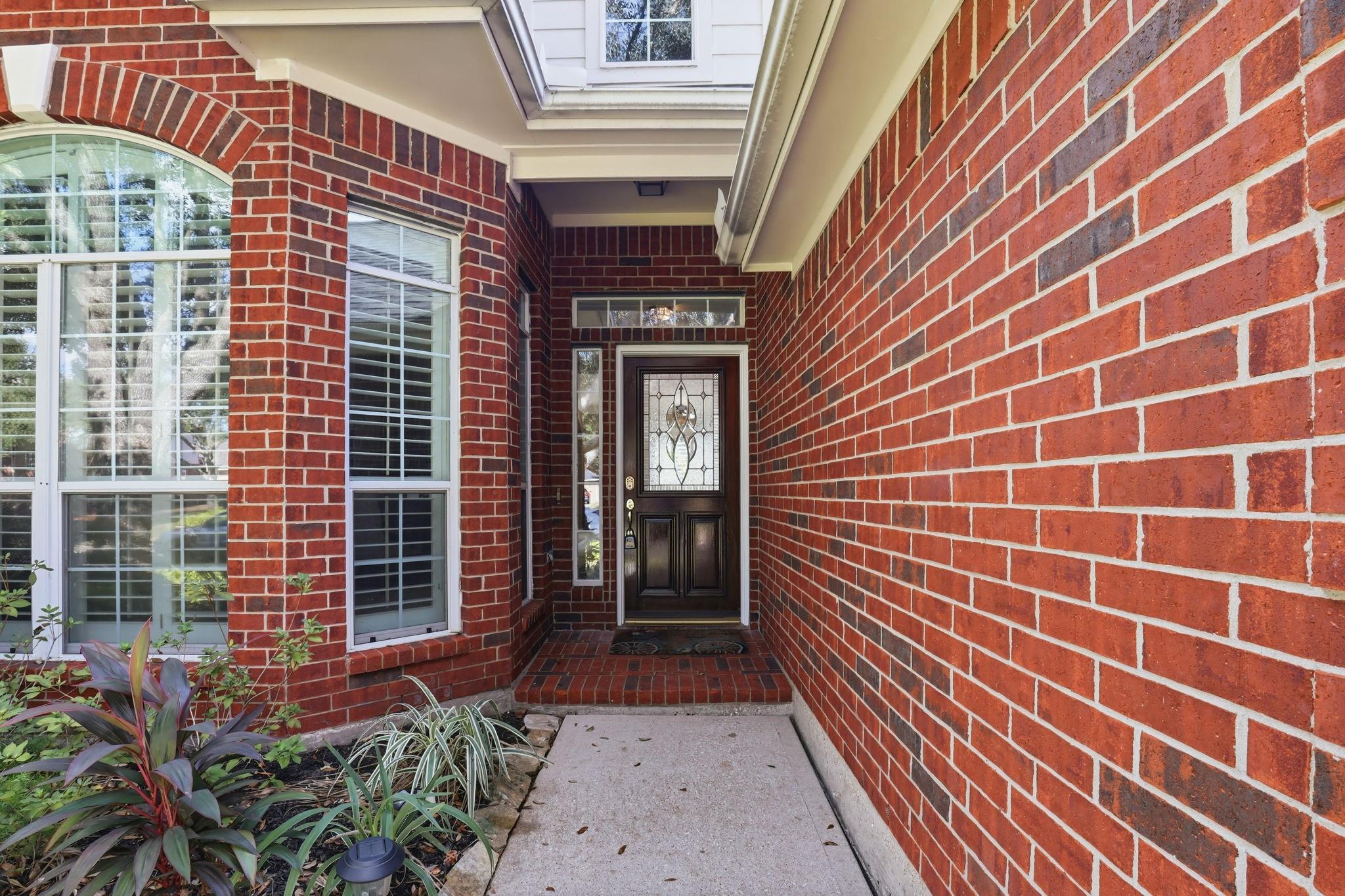 4507 Canyon Crest Drive