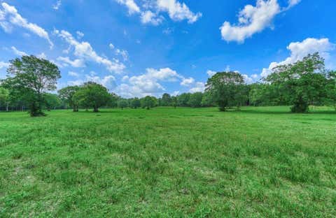 Photo of 22930 Sharpwest Trail, Montgomery, TX 77316 (MLS # 67878577)