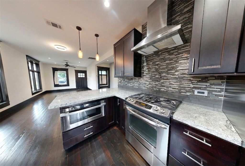 Photo of 1115 Adele Street, Houston, TX 77009 (MLS # 11147980)