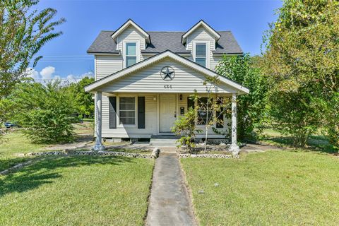 Photo of 424 S Broadway Street, La Porte, TX 77571 (MLS # 85555710)