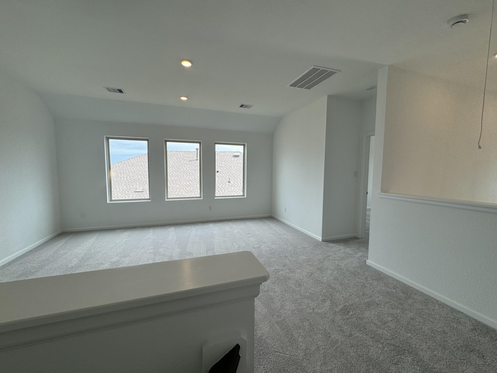 27607 Loyalty Islands Lane