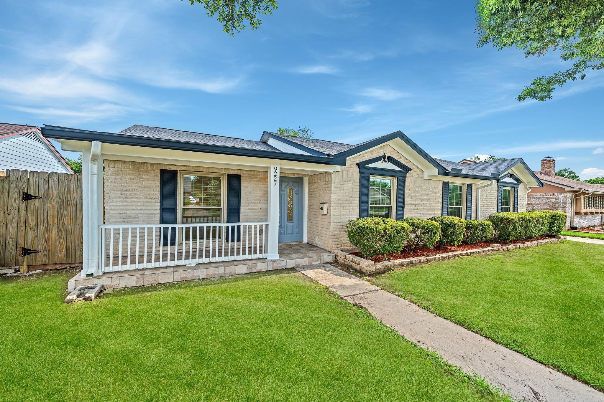 9227 Vickijohn Drive