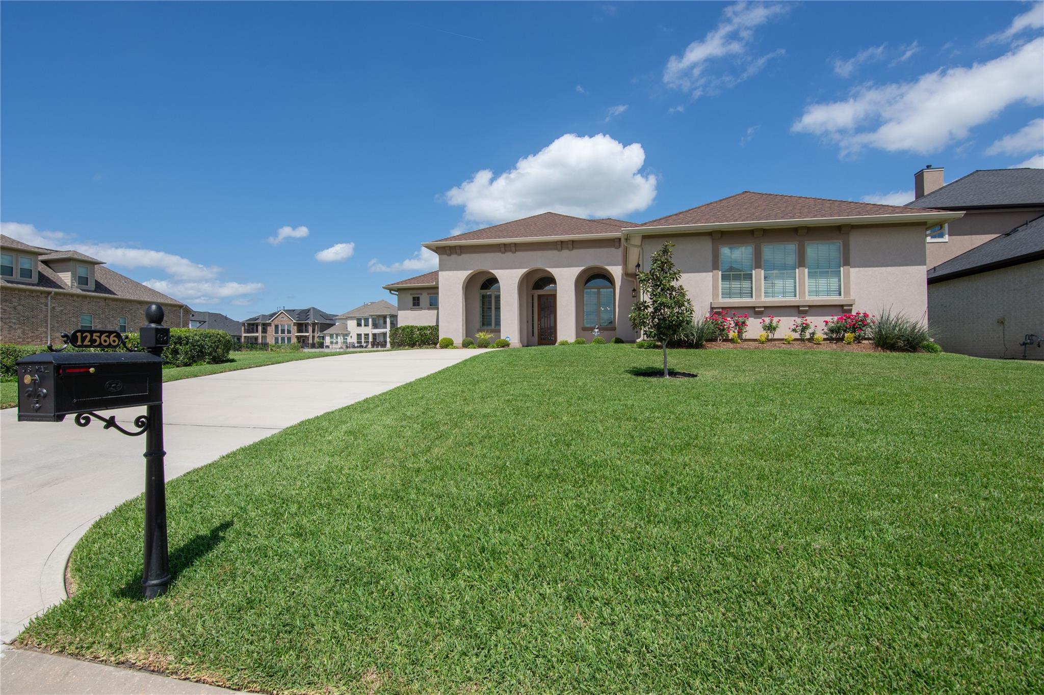 12566 St Ann Ct