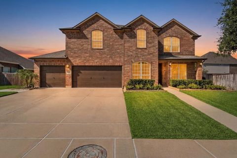 Photo of 2025 Coventry Bay Drive, Pearland, TX 77089 (MLS # 5724015)
