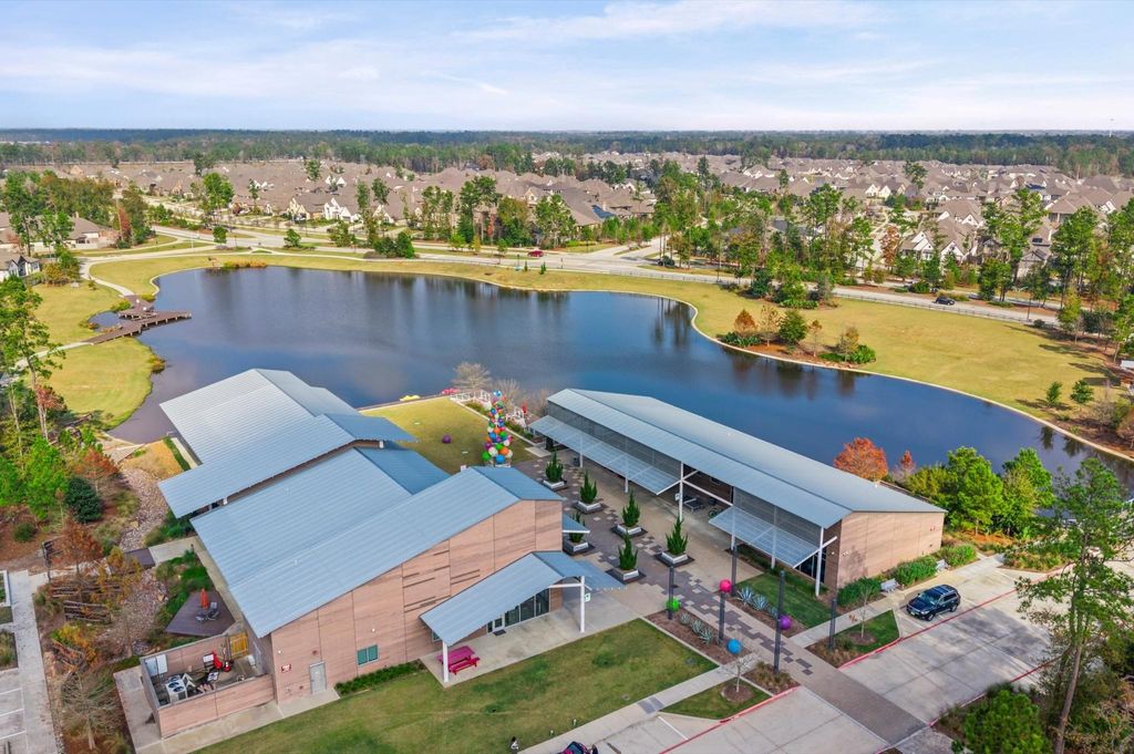 Photo of 17373 Amaryllis Lane, Conroe, TX 77302 (MLS # 23522133)