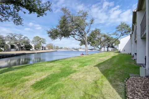 12100 Melville Drive 6 Montgomery TX 77356