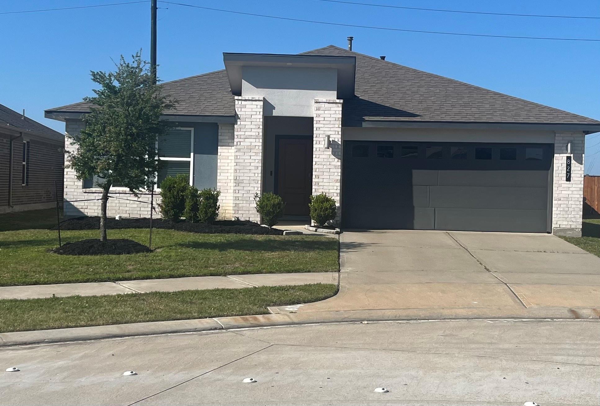 827 Teal Moon Drive