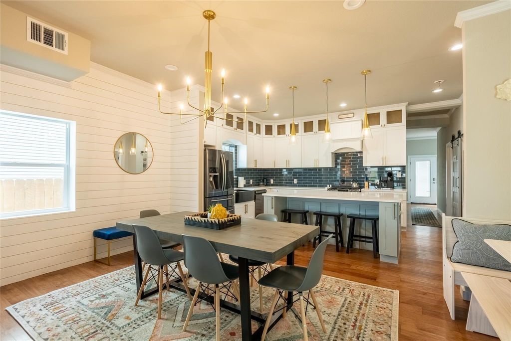 Photo of 3209 Ursuline Street, Galveston, TX 77550 (MLS # 48412514)