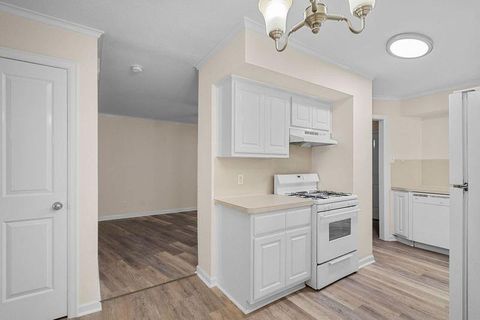 Tiny photo for 102 Strand Street #3, Galveston, TX 77550 (MLS # 17210526)