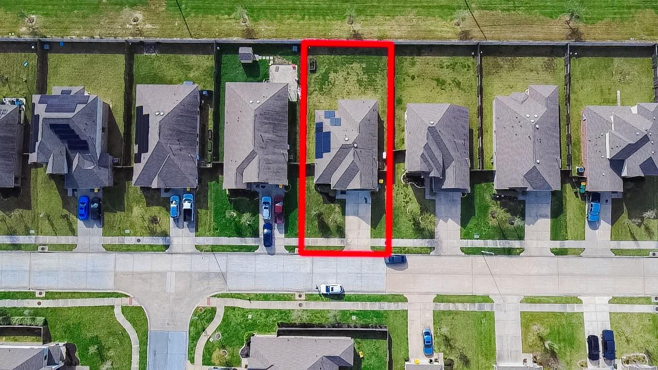 650 Harbor Colony Lane