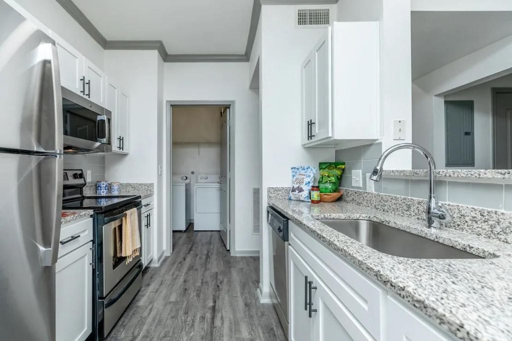 Photo of 9914 W Military Drive #1318, San Antonio, TX 78251 (MLS # 98918947)