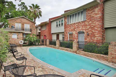 Photo of 1733 Commonwealth Street, Houston, TX 77006 (MLS # 26001274)
