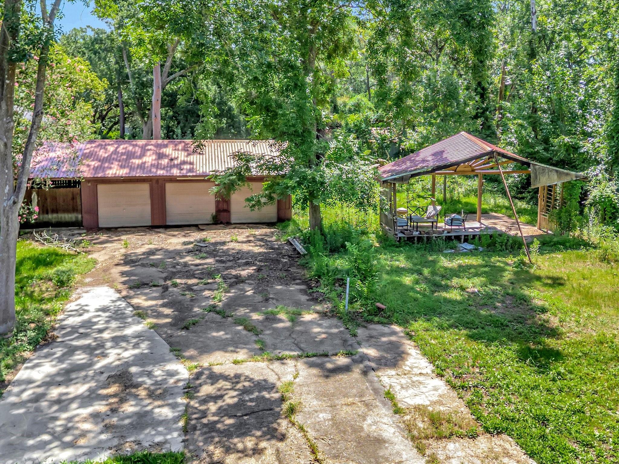 5213 Palm Drive