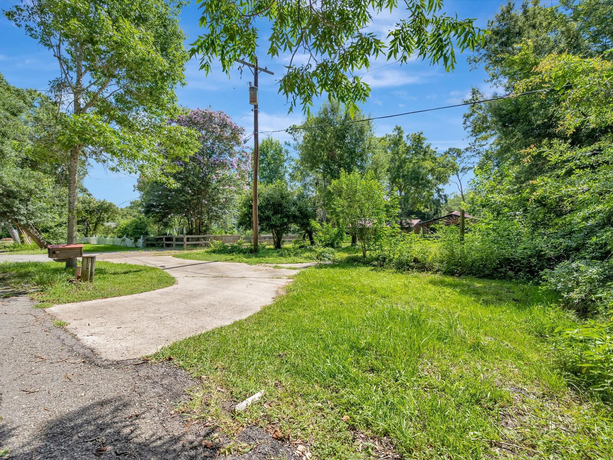 5213 Palm Drive