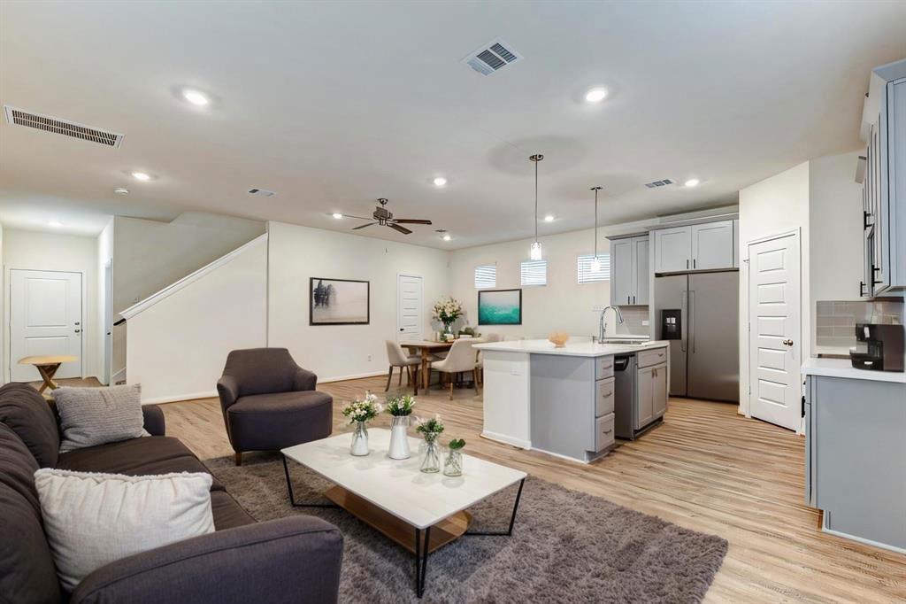 1131 Santee Court