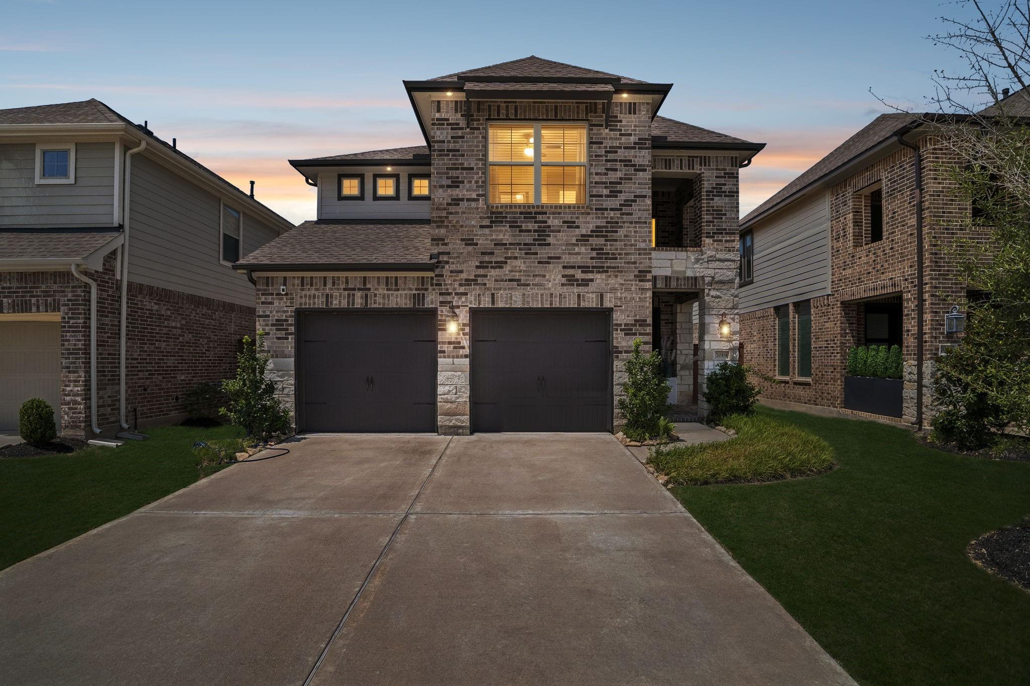 7019 Golden Groundsel Drive
