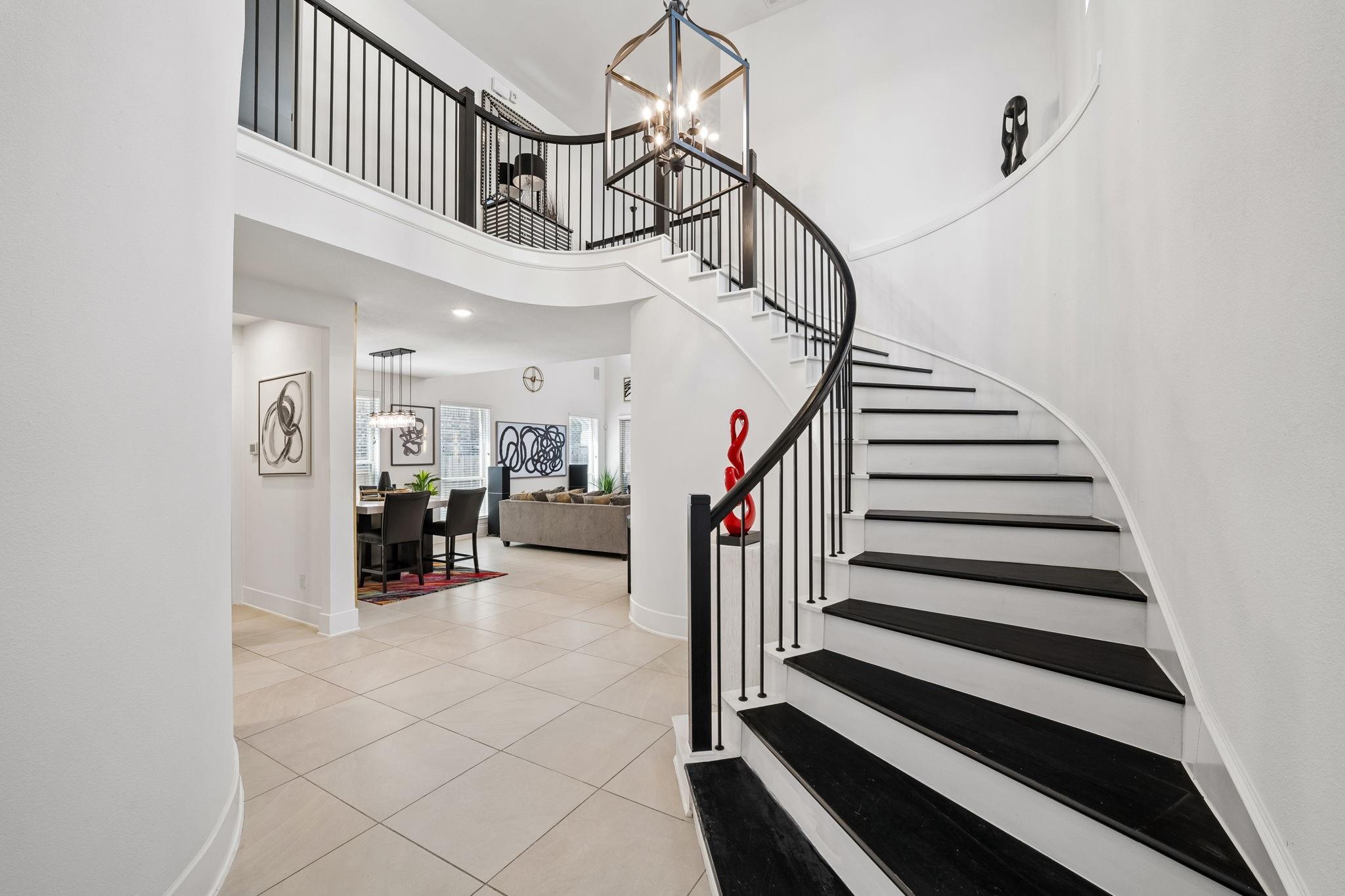 7019 Golden Groundsel Drive