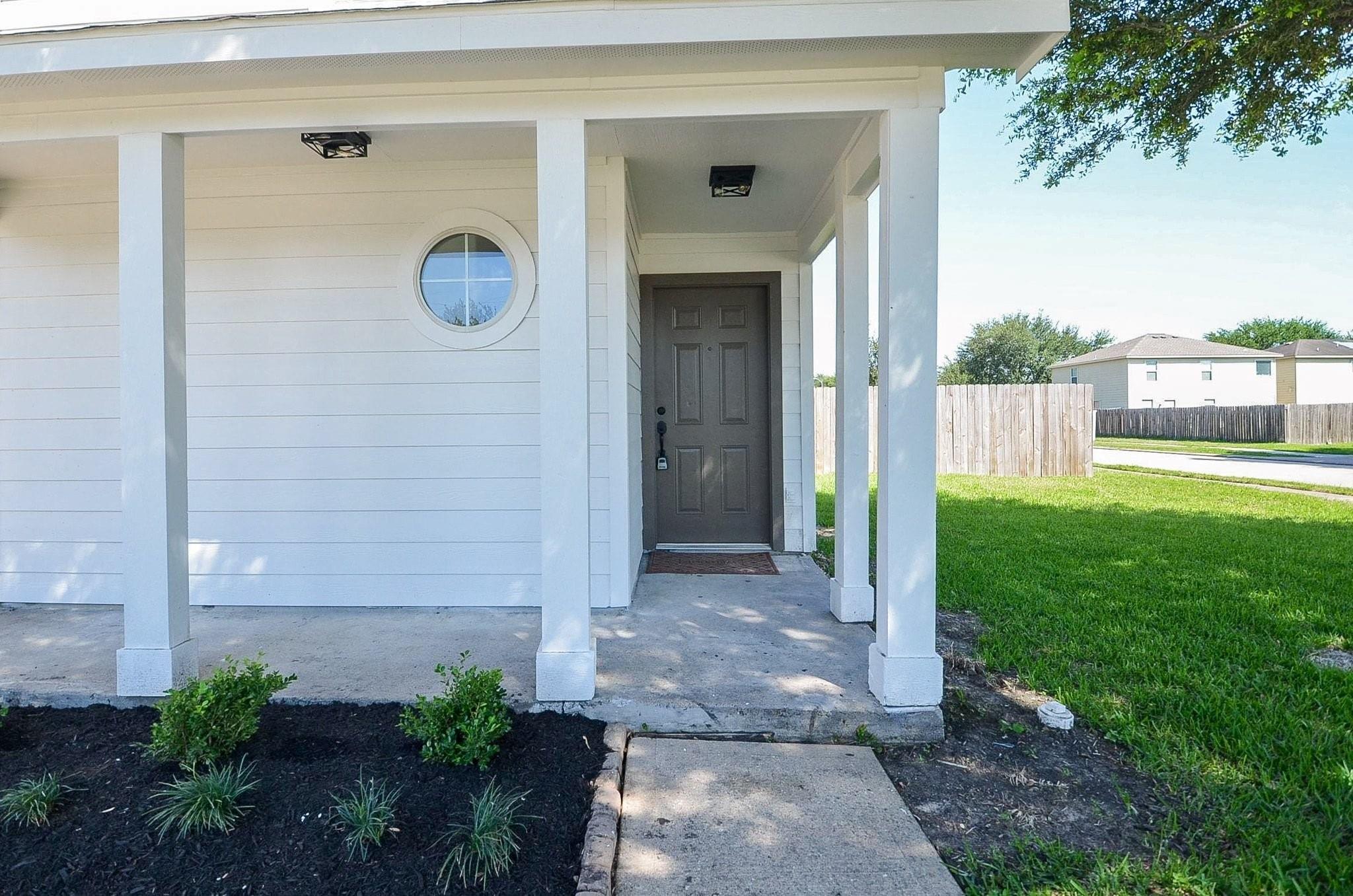 3906 Hollow Cove Lane
