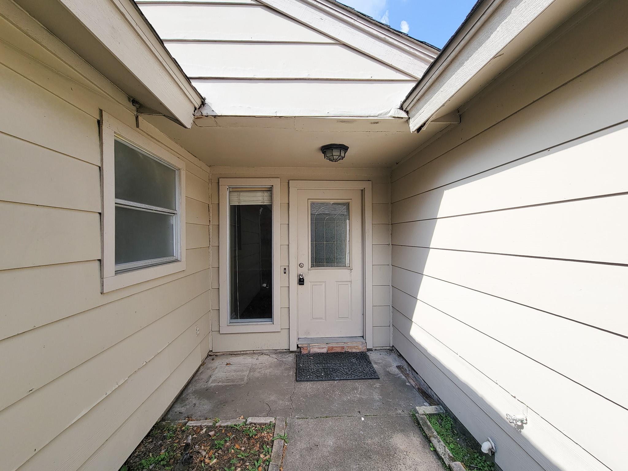 2710 Quail Creek Drive