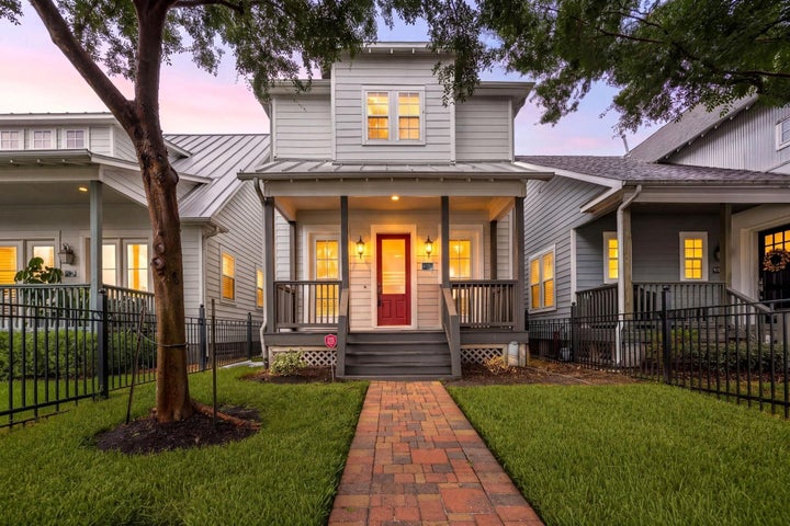 Photo 1 of 27 — 8720 Kempwood Drive, Houston, TX 77080