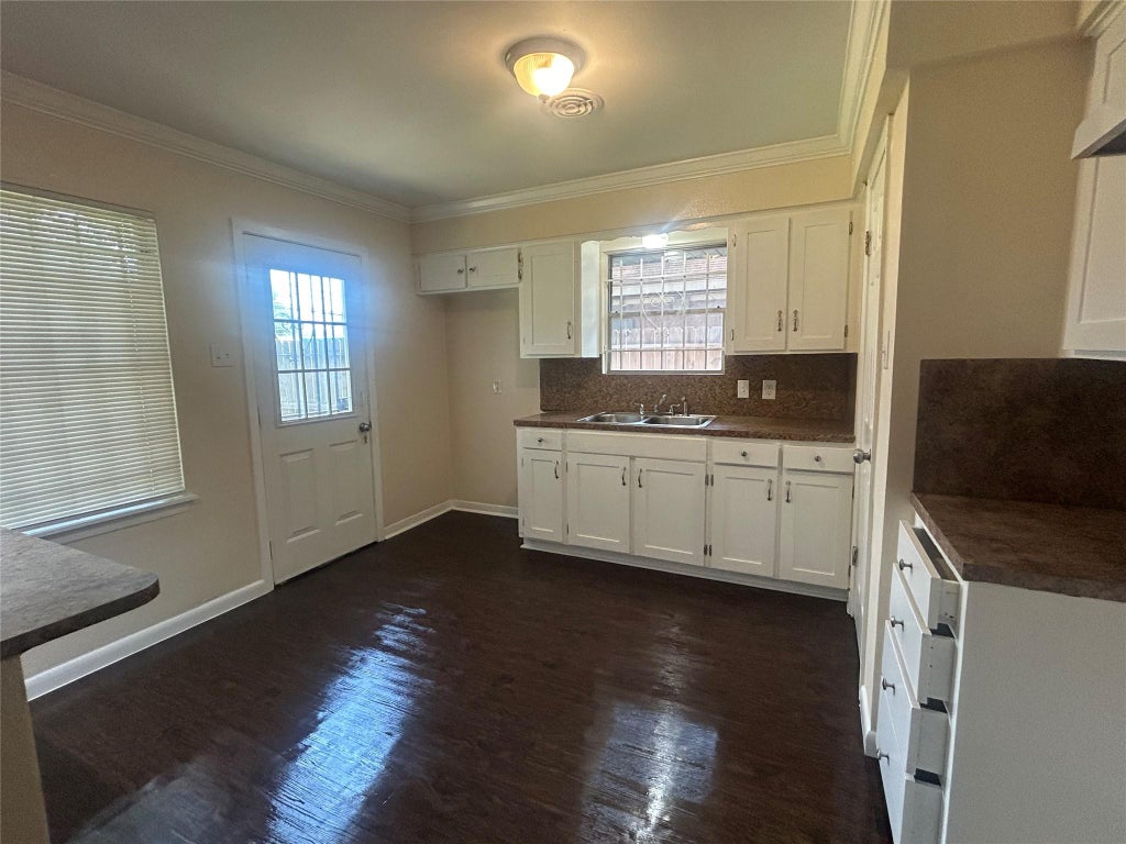 Photo of 10211 Hinds Street, Houston, TX 77034 (MLS # 19867226)