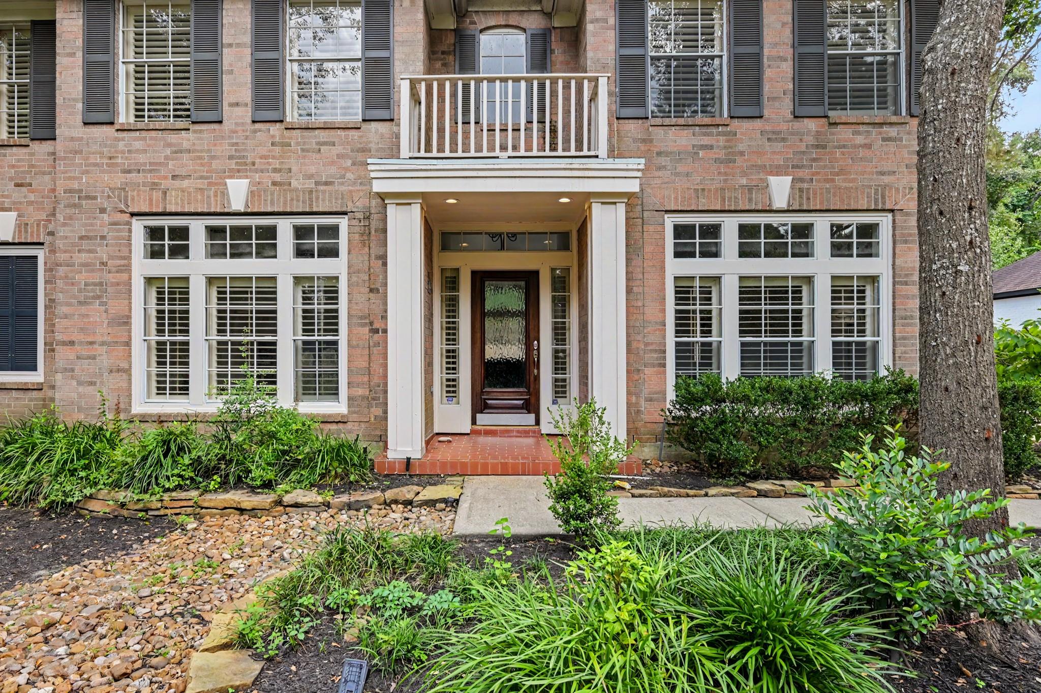83 E Green Gables Circle