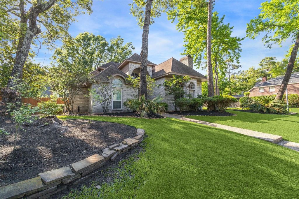 Photo of 1731 Dewberry Brook Court, Houston, TX 77345 (MLS # 12681877)