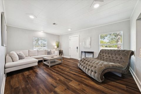 Photo of 801 Hathaway Street, La Marque, TX 77568 (MLS # 59874212)