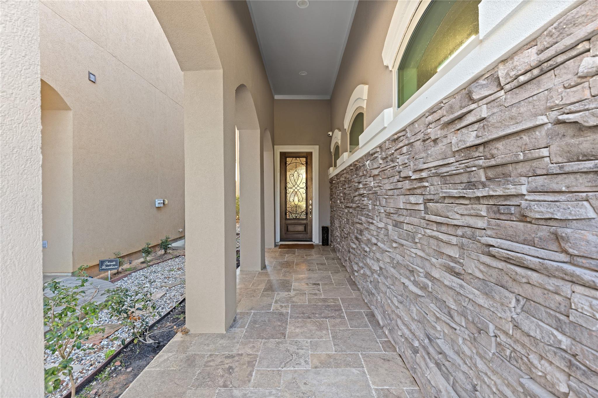 138 La Vie Drive