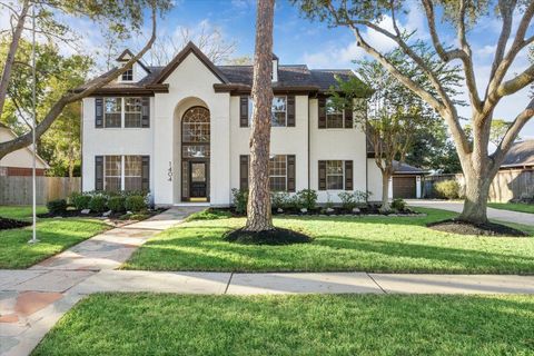 Photo of 1404 Blueberry Lane, Friendswood, TX 77546 (MLS # 92628251)