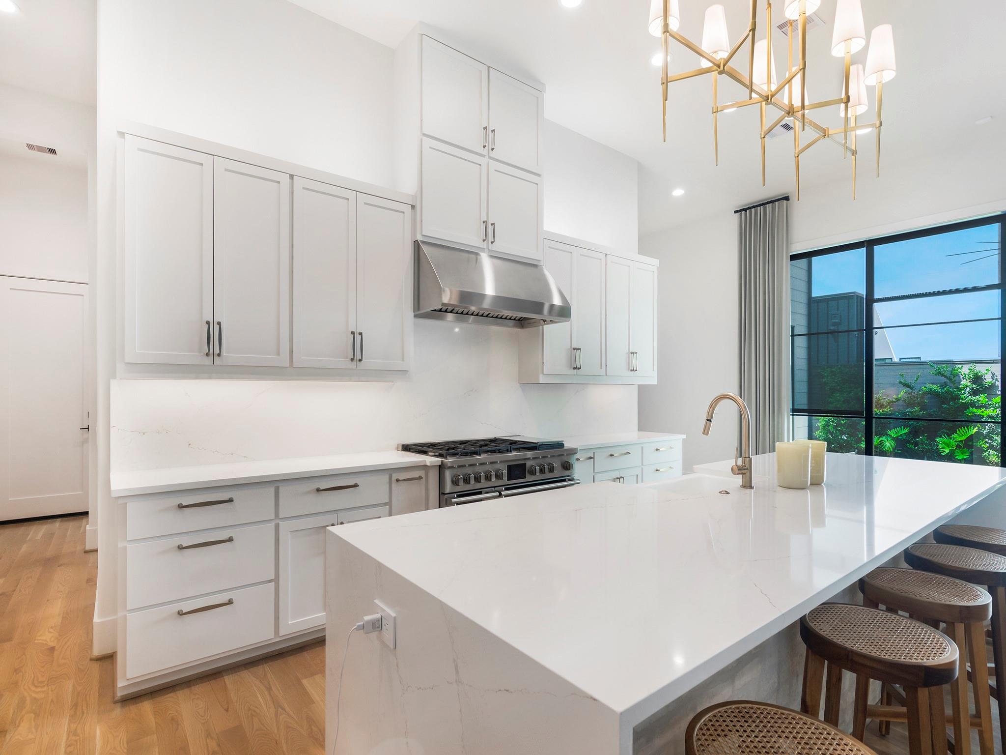 Houston, Texas, 77027, United States, 5 Bedrooms Bedrooms, ,8 BathroomsBathrooms,Residential,Active,2027285