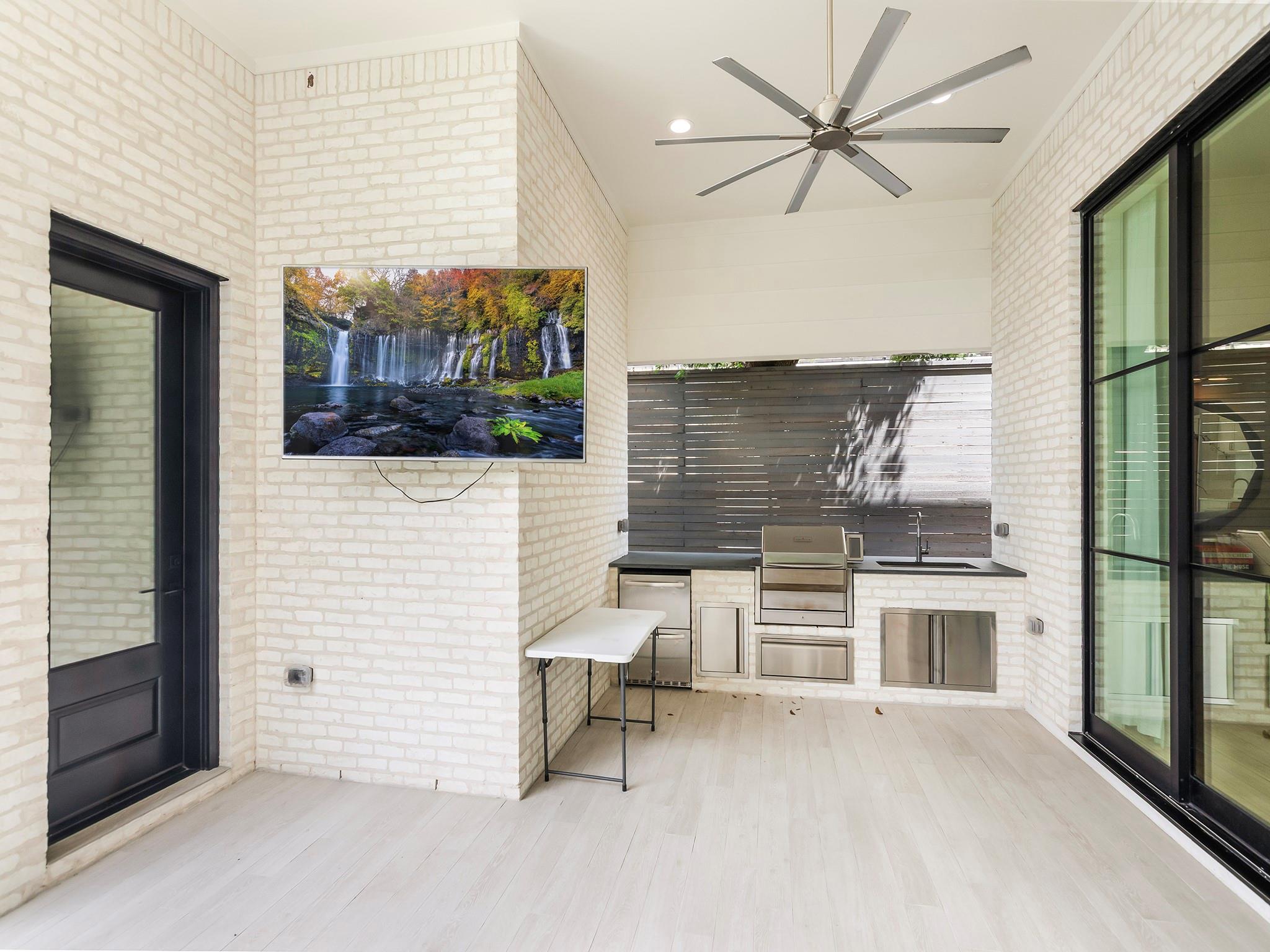 Houston, Texas, 77027, United States, 5 Bedrooms Bedrooms, ,8 BathroomsBathrooms,Residential,Active,2027285